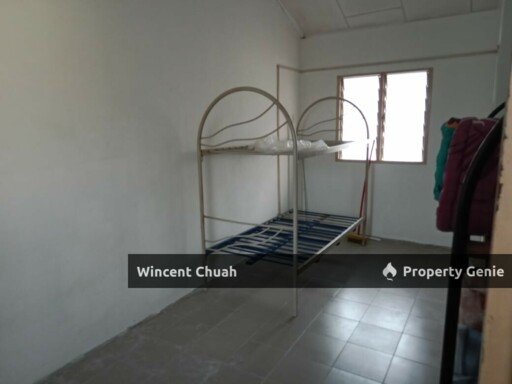 📍 Desa Setapak | 3-Storey House Only RM1,400! 🏡✨