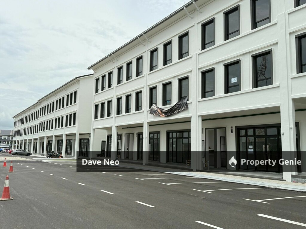 Eco Boulevard 2 @ Eco Botanic • 3-Storey Shoplot • Brand New Unit