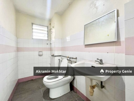 FREEHOLD, RENOVATED & 1 PARKING | VISTA SERI PUTRA Apartment, Bandar Seri Putra, Bangi.
