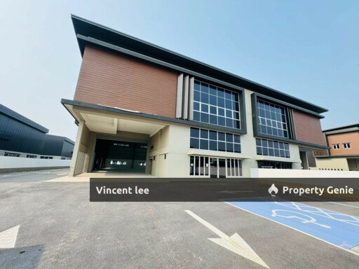 Jalan Cipta Serenia, Dengkil, Kota Warisan, Facing Main Road [ 3 Storey Semi-D Factory  & Detached Factory]