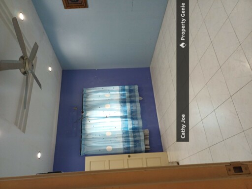 DOUBLE STOREY SEMI D CORNER SPACIOUS HOUSE FOR SALE
