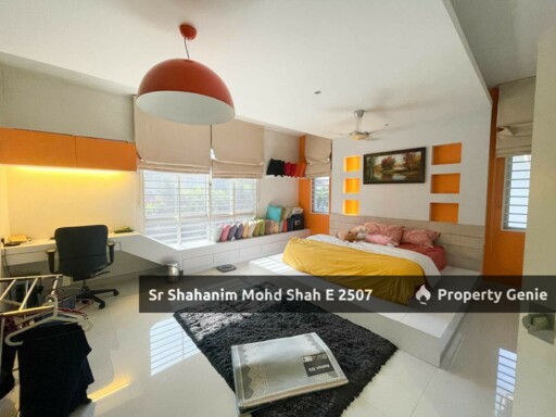 Double Storey Semi-D Anjung Suasana Bandar Seri Putra Bangi.