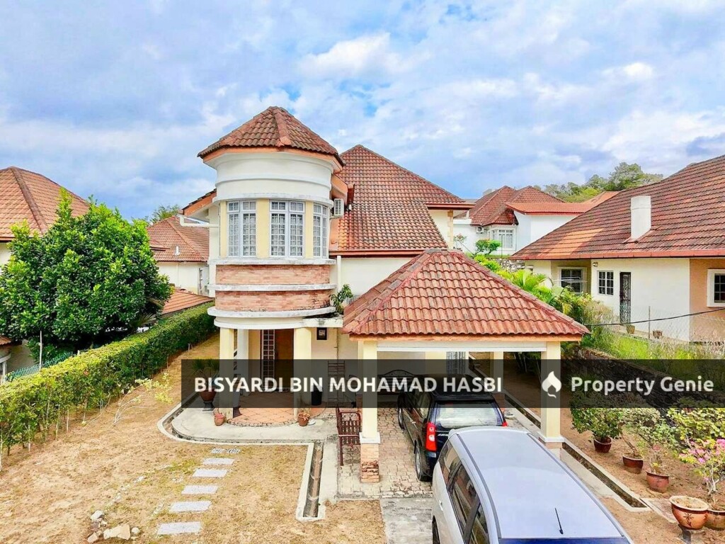 NON BUMI  & NEGO 2 Storey Bungalow Lavender Height Senawang Seremban.