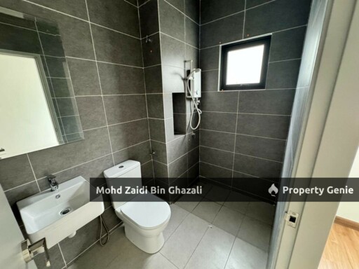 DOUBLE STOREY SEMI-D SEJATI LAKESIDE 2 PHASE 1 CYBERJAYA
