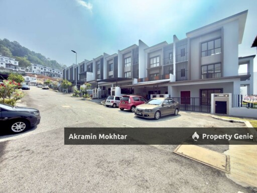 CORNER LOT 3 Storey Terrace Nassim Heights, Taman Ukay Bistari, Ampang Selangor