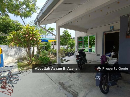 CORNER LOT Taman Halaman Indah Jawi