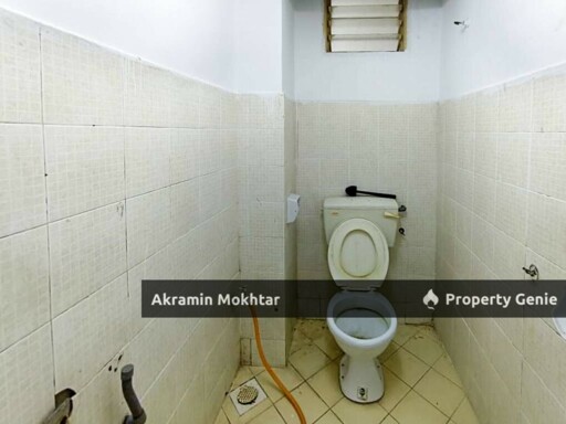 Freehold & Partially Furnished | Shop Apartment Taman Impian Indah, Seri Kembangan