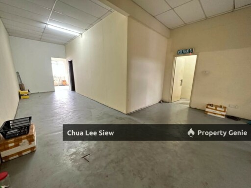 Double Storey Shoplot for Sale at Pekan Nanas, Taman Emas Merah