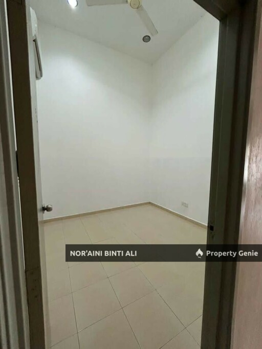 Teres Setingkat Azalea 1, Kotasas Kuantan