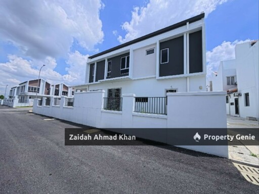 End Lot Double Storey Terrace Aderyn Setia Alam Sari Kajang