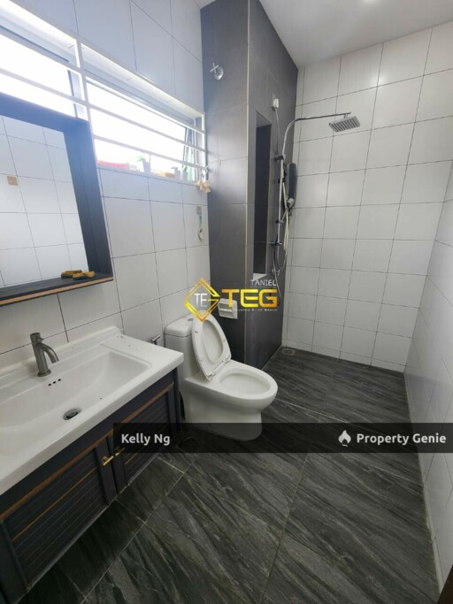 2 Sty House At Ambang Botanic 3 Phase 30 Klang For Sale & Rent