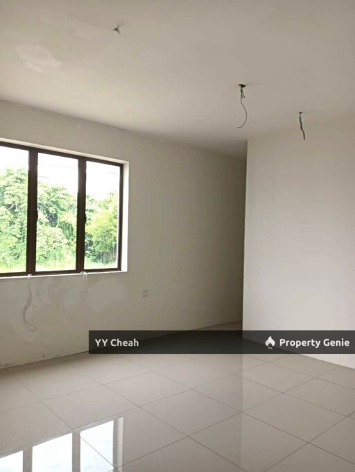 Ipoh Double Storey Unoccupied Bungalow For Sale 10k sq ft