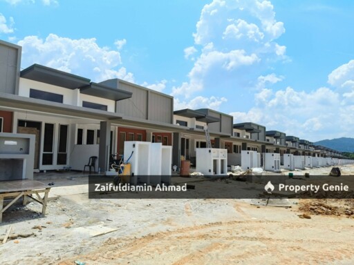 J3 Residence Terraced Home In Dengkil, Freehold 1040 Sqft