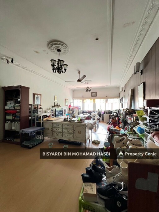 2 Storey End Lot Bungalow, Seksyen 5 Petaling Jaya.