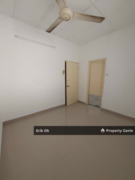 2 Storey 20x60 Terrace House Taman Kinrara, Seksyen 2, Puchong