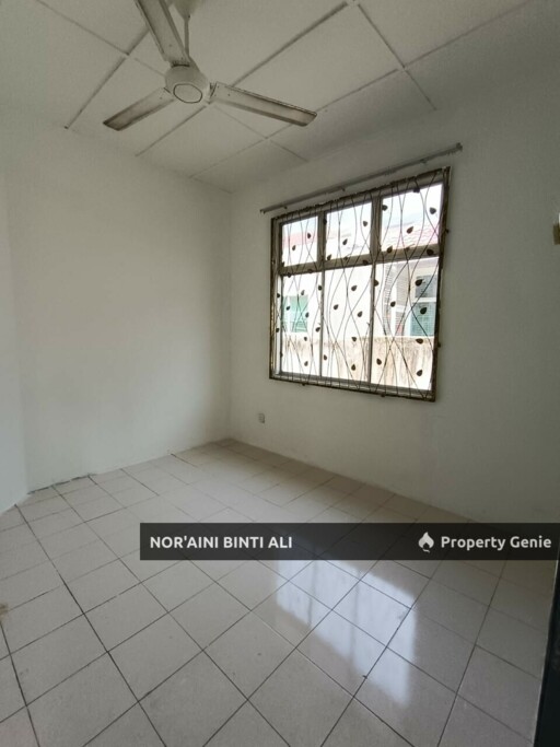 Semi-D Cluster Inderapura Kuantan