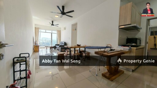 Bukit Bantayan Top Floor — 2 Parking + Open Mountain View, Memang Susah Mau Cari Bah