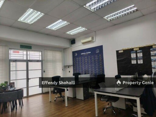PLAZA PARAGON POINT 2 OFFICE