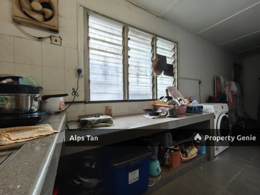 Jalan SS 15-2E Subang Jaya (Female Unit Only)