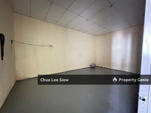 Double Storey Shoplot for Sale at Pekan Nanas, Taman Emas Merah