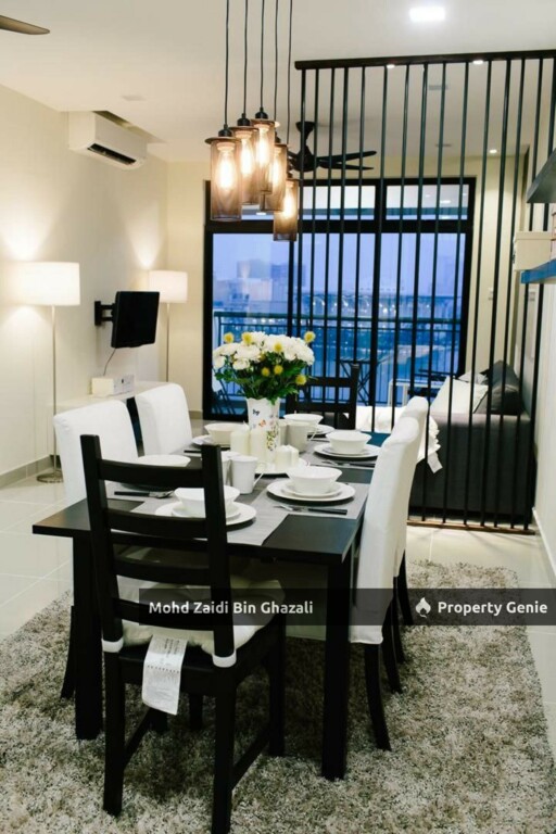 Below market price Tamara condo lake view