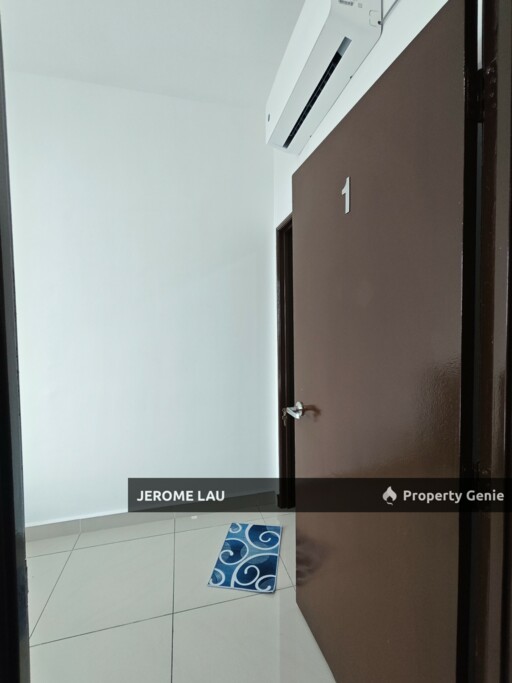 Twin danga Perling Master room for rent