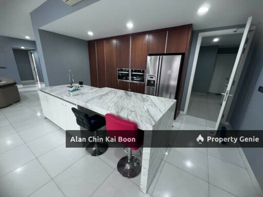Dedaun Condominium Ampang With 3 Car Park 1 Maid Room