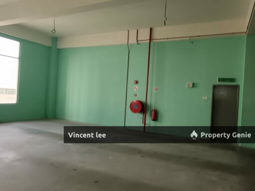 Taman Meranti Jaya, 4 Storey Warehouse Factory , 3 Ton Floor Loading, 40 Foot Container Access, with Cargo Lift, 100 Amp Power Supply, 23 Feet Height at Ground Floor, Prime Location, Easy Access to Hi