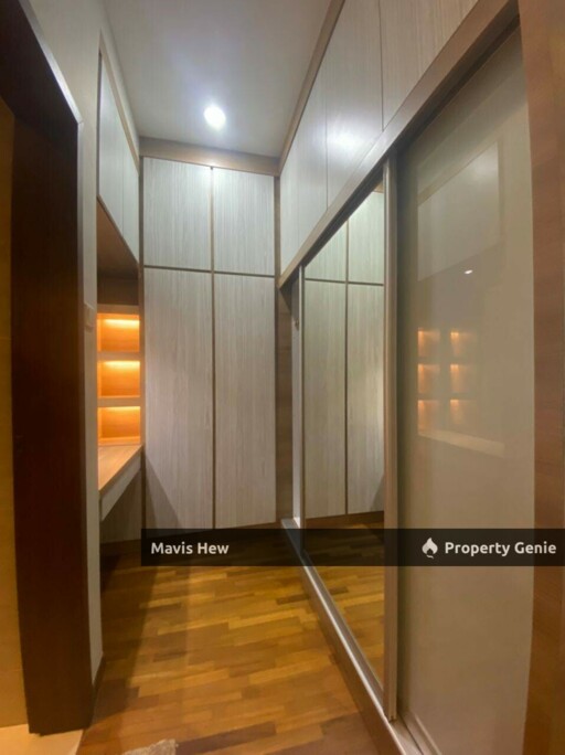 For Rent, Crescent Bay Suites @Bayu Puteri, Near Ciq, Fully Furnished