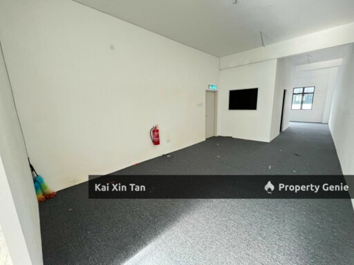 bandar dato onn@Shop For Rent