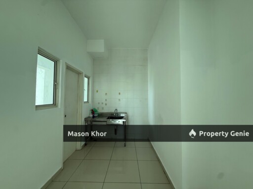 FIERA VISTA CONDO CORNER LOW FLOOR 1400sf 2CP BARE UNIT BAYAN LEPAS