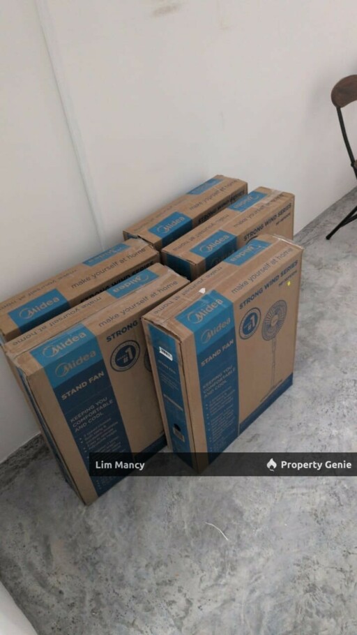 Eco Botanic Three Storey Shoplot Second Floor Worker Hostel For Rent