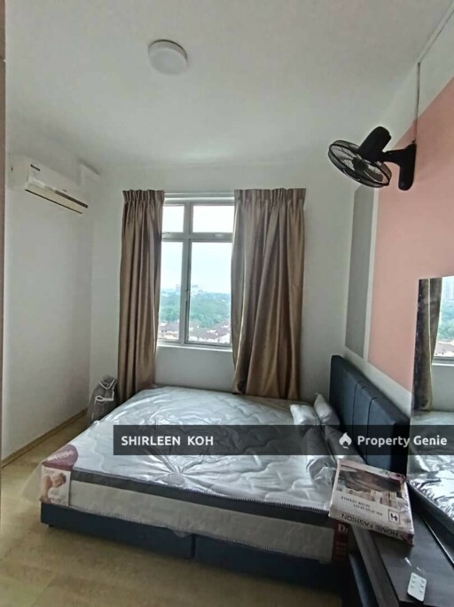 Male room for rent at Larkin Heights @ Larkin Idaman