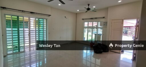 Near Cheng Below Value Rm90k 1 Cluster Semi D Partly Furnished 4km to Cheng Lotus