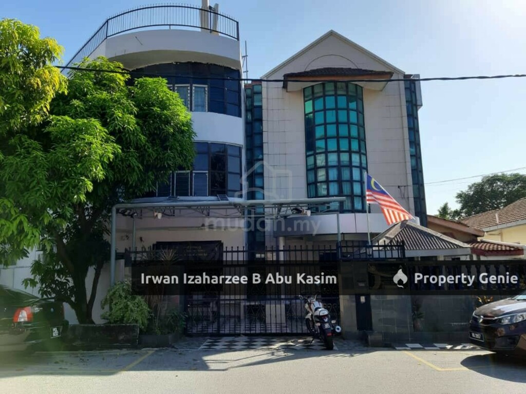 Untuk Disewa Bungalow Kampung Dato Keramat tampung 170 orang