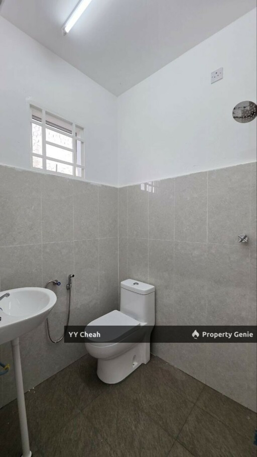 Ampang Ipoh 2 Storey For Sale 20x80 Fully Renovated Modern, 5 Rooms