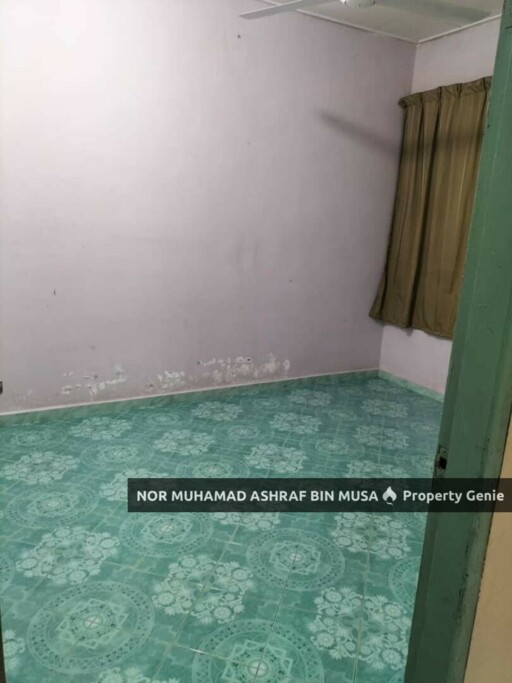 Teres Setingkat Taman Jabi Pokok Sena