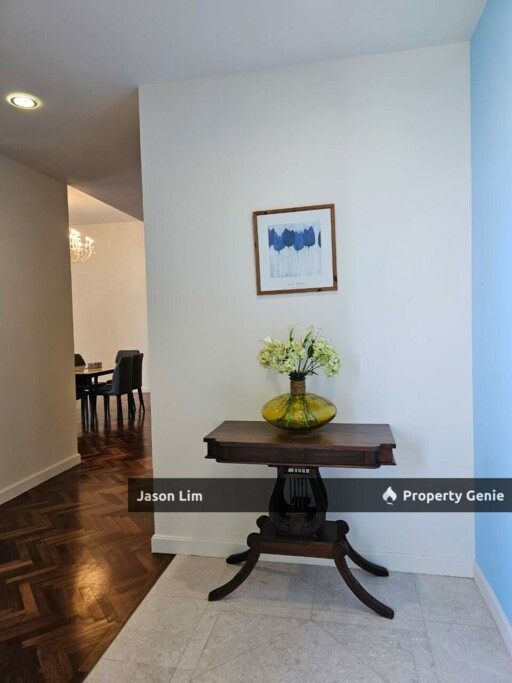 Quayside Luxury Seafront Condominium