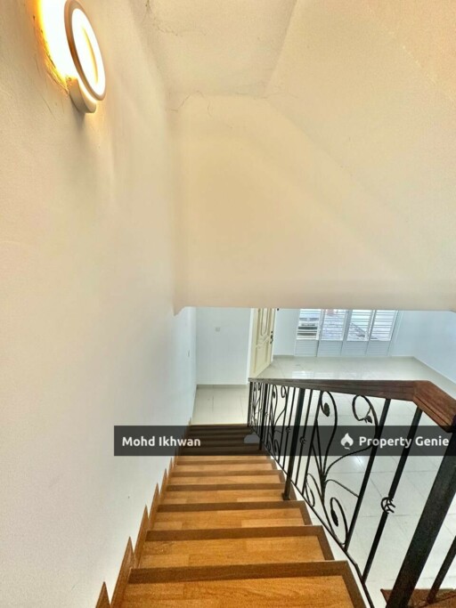Anjung Sari 3 Storey Setia Alam
