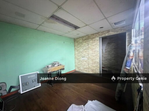 TAMING JAYA 2 Adjoining 1 and Half Storey Factory