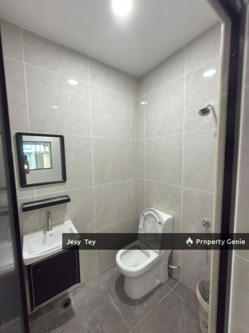 Taman Universiti Single Storey Terrace Corner Lot For Sales