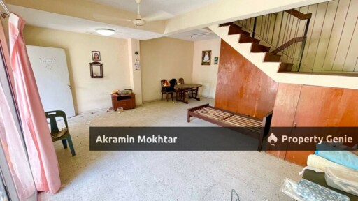 FREEHOLD &  NEAR MRT | Double Storey Taman Serdang Raya Seri Kembangan Selangor