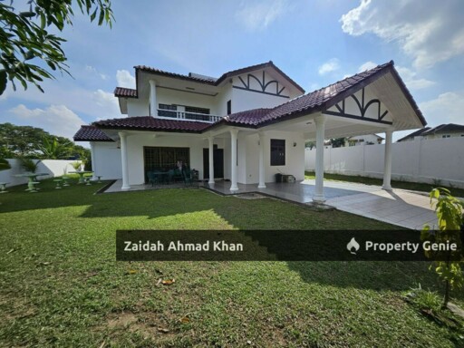 Exclusive Bungalow Seksyen 9 Shah ALam With Spacious Garden Hot Prime Area For Sale