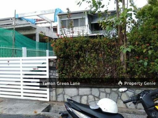 Taman Green Lane