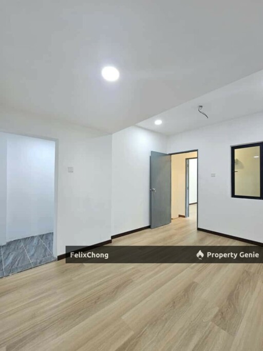 Johor Jaya 2 Sty Corner Lot,Jalan Seroja,Johor Bahru,Renovated