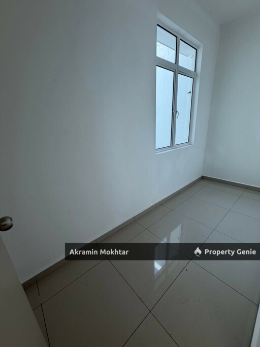 FREEHOLD & 4 PARKING | KONDOMINIUM EHSAN RESIDENCE TAMAN ORKID SEPANG (PENT HOUSE)