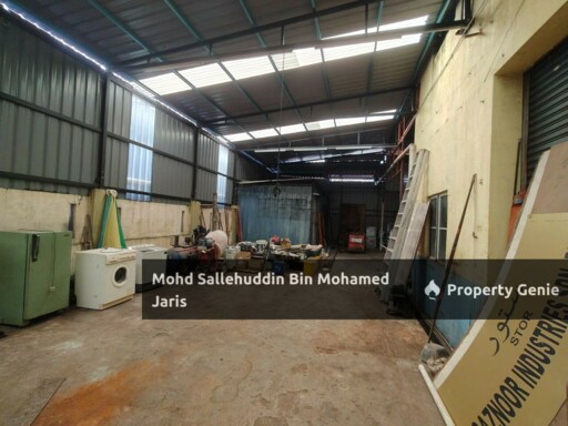 WAREHOUSE INDERA MAHKOTA 14