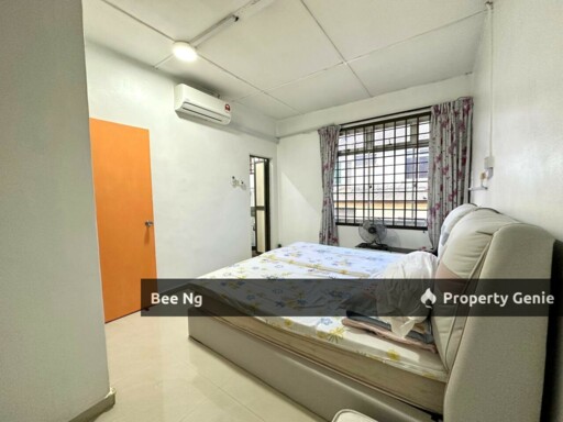 Taman Universiti / Jalan Kebangsaan / 2 Storey Terrace