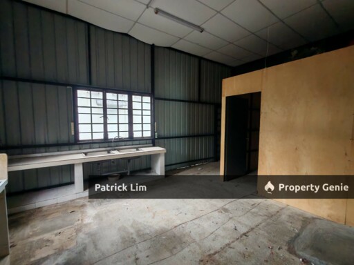 Taman Kota Syahbandar Melaka (Ground Floor, End Lot) of 3 Storey Shoplot (For Rent)