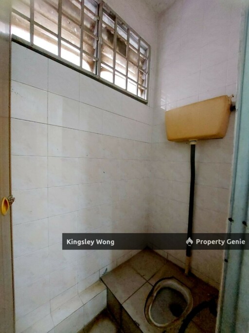 Bercham Warehouse For RENT  30X85 Simple Renovation Near Tambun Tasek Ipoh Garden